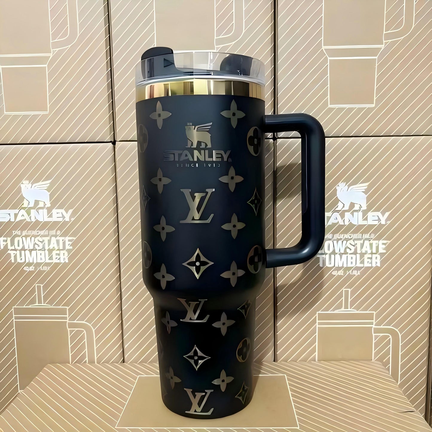 🔥LV Insulated Cup 40OZ ✈️Free Shippment