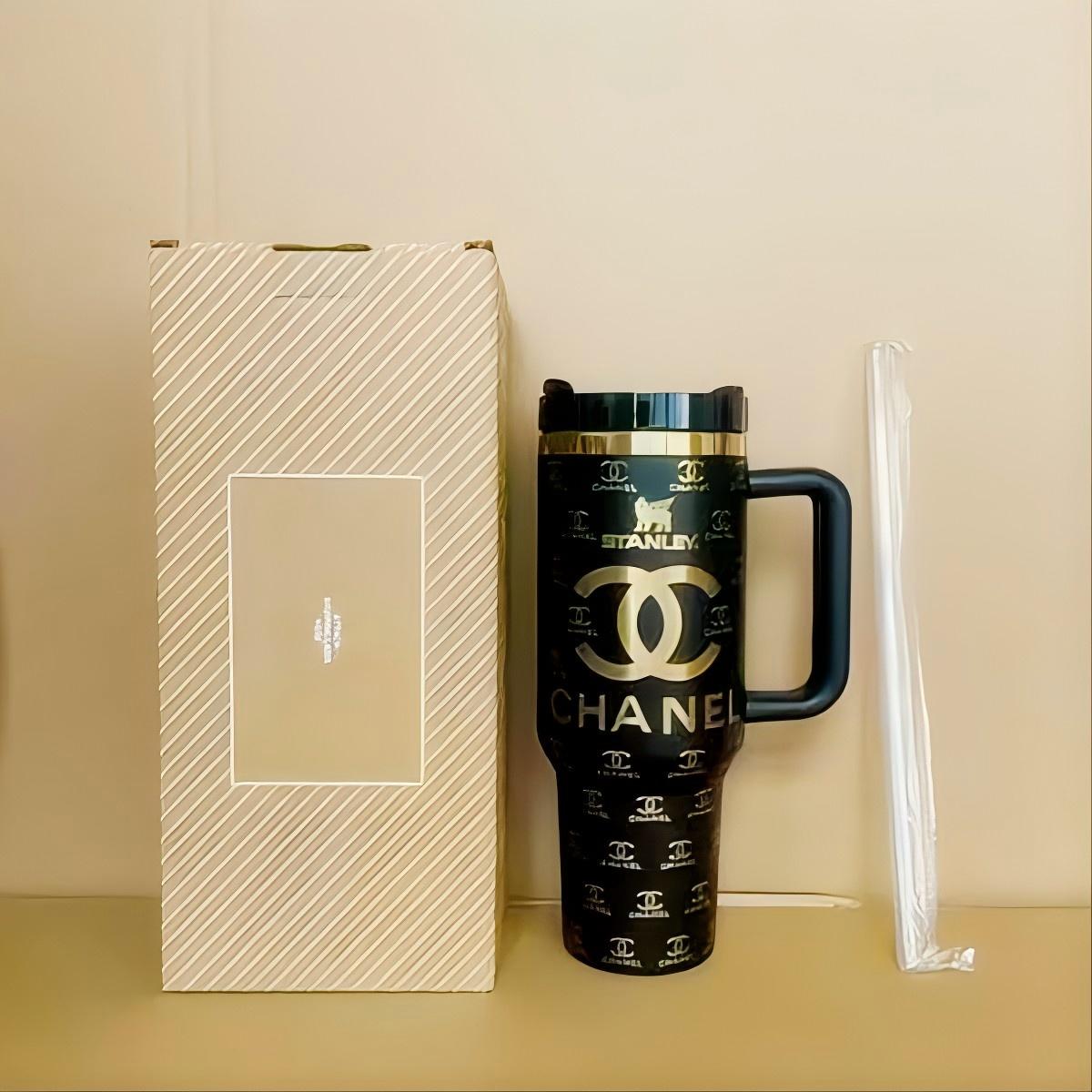🔥 Chanel Insulated Cup 40oz Free Shippment