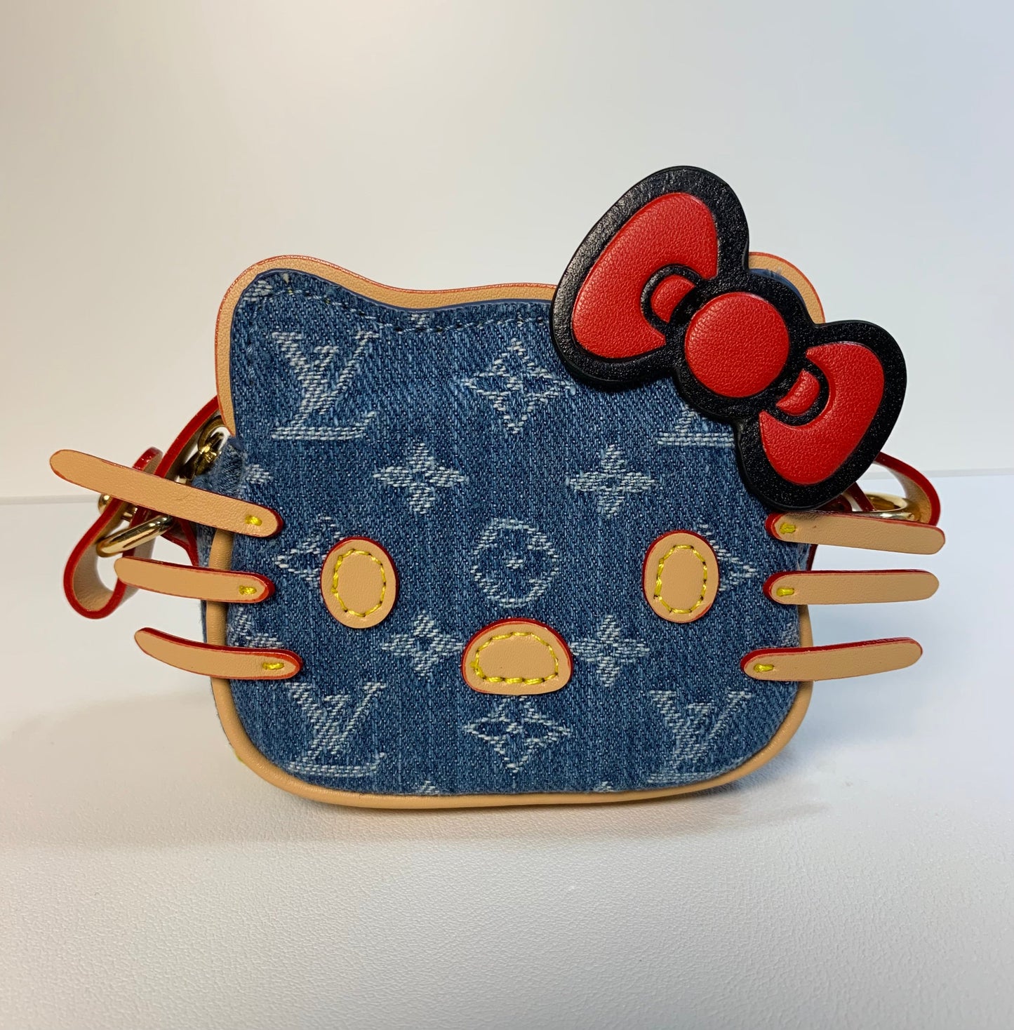 🔥Hello Kitty Mini Designer Bag