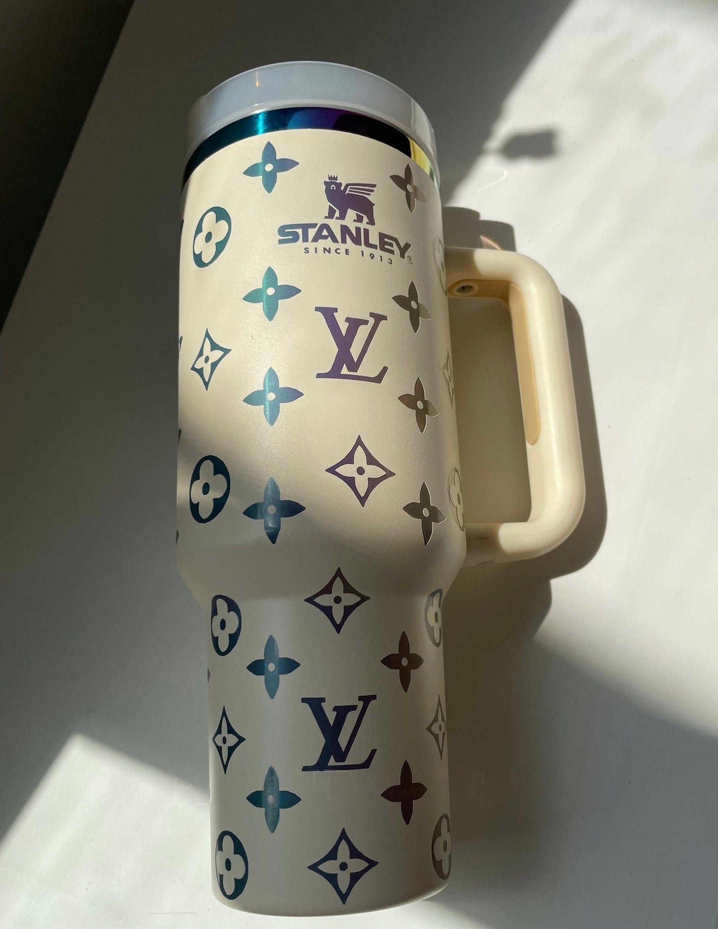 🔥40 OZ Insulated Car Cup - Limited Edition❤️