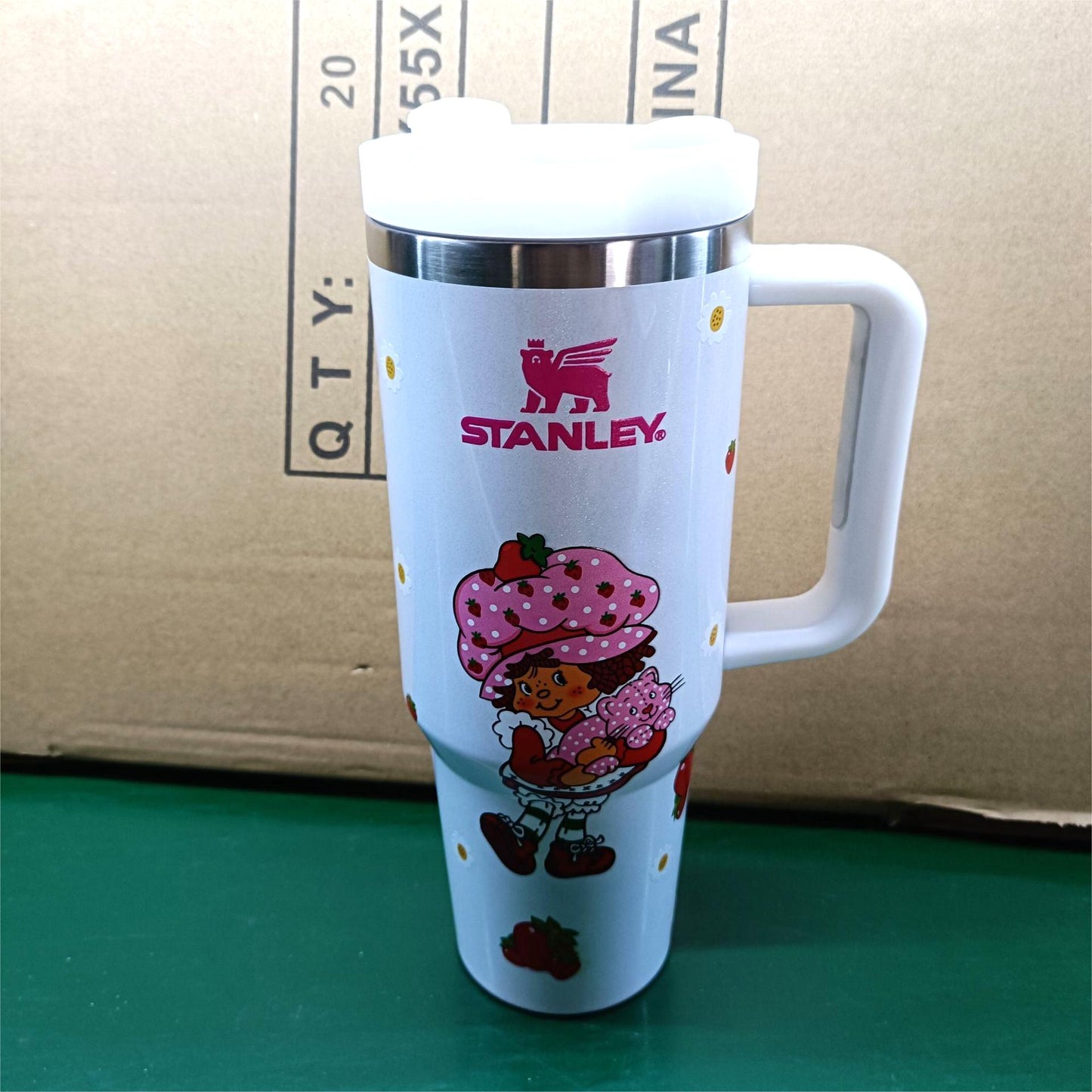 🔥Strawberry Shortcake Limited Edition 40 0z Tumbler