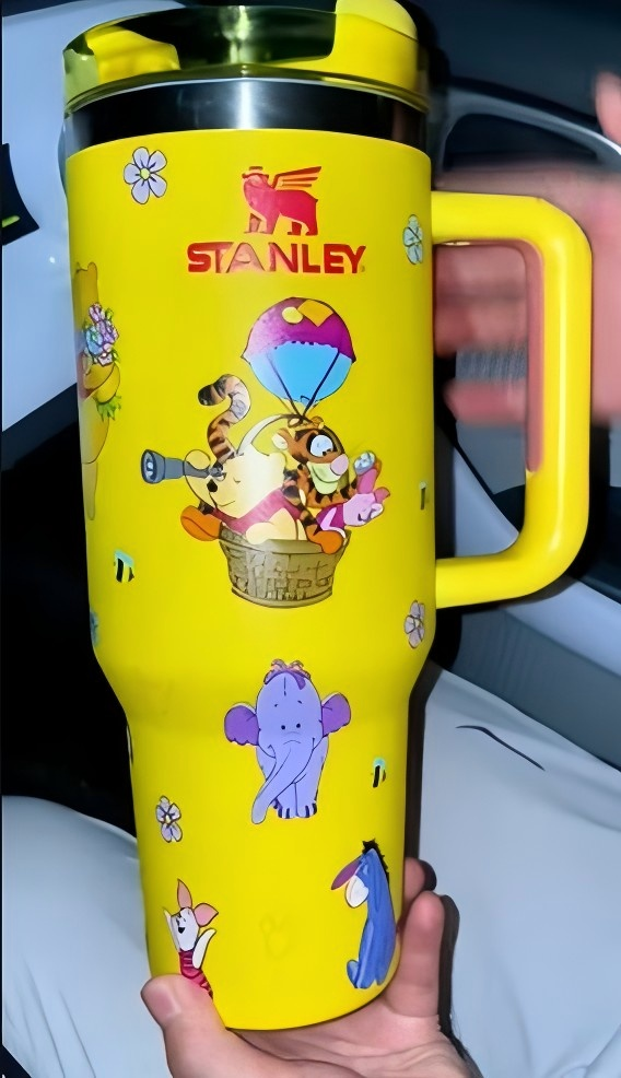 🔥Winnie Pooh Insulated Tumbler Cup 40 OZ🚚Free Shippment