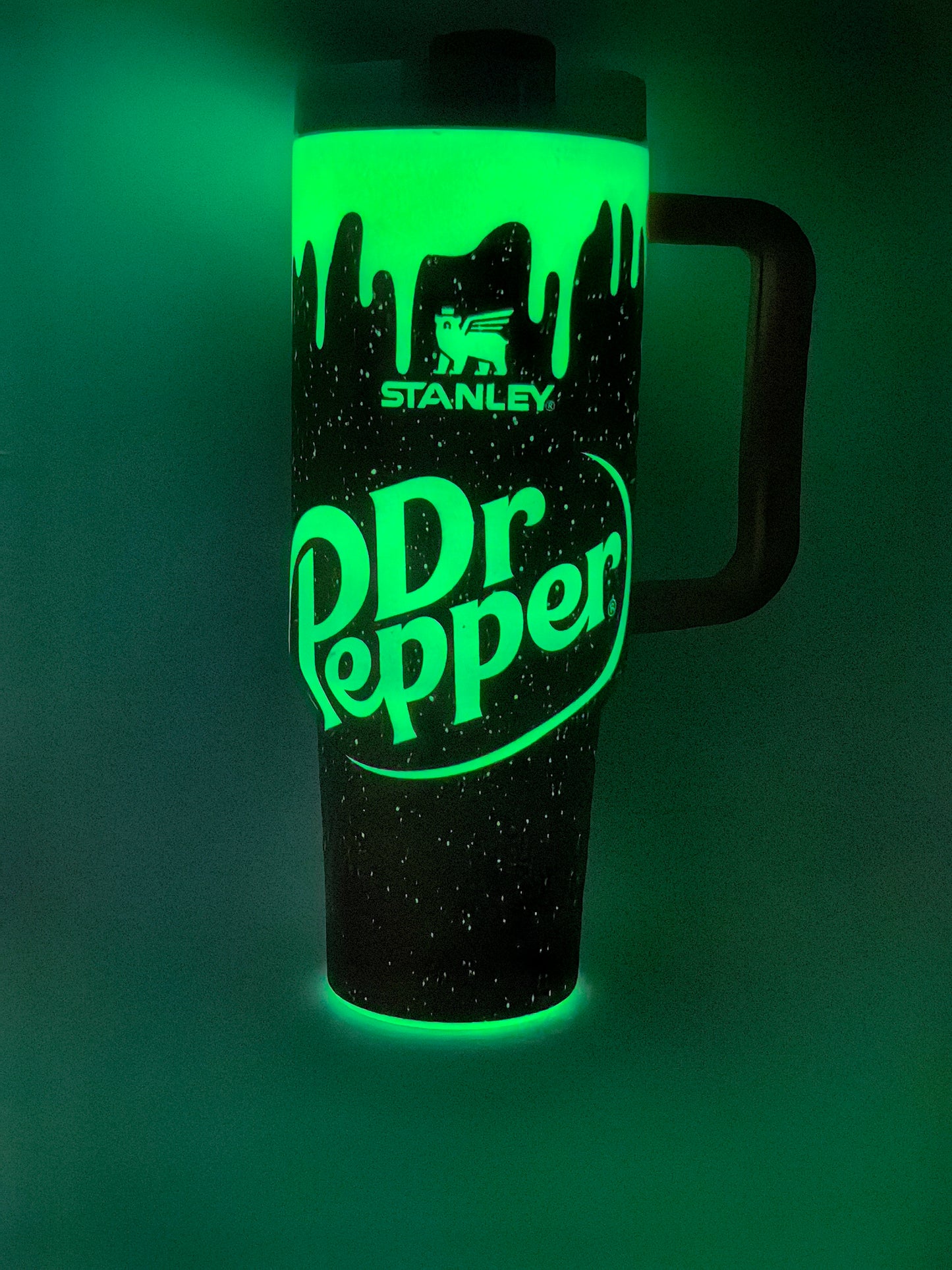 🔥Dr 400z Tumbler🥰 Glow in  Dark
