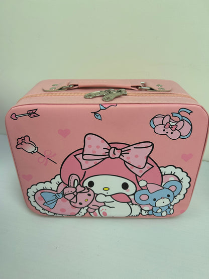 🔥Cute gift box（1 suitcase + 9 random items）