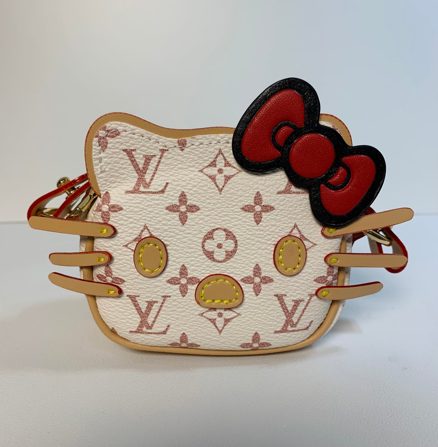 🔥Hello Kitty Mini Designer Bag