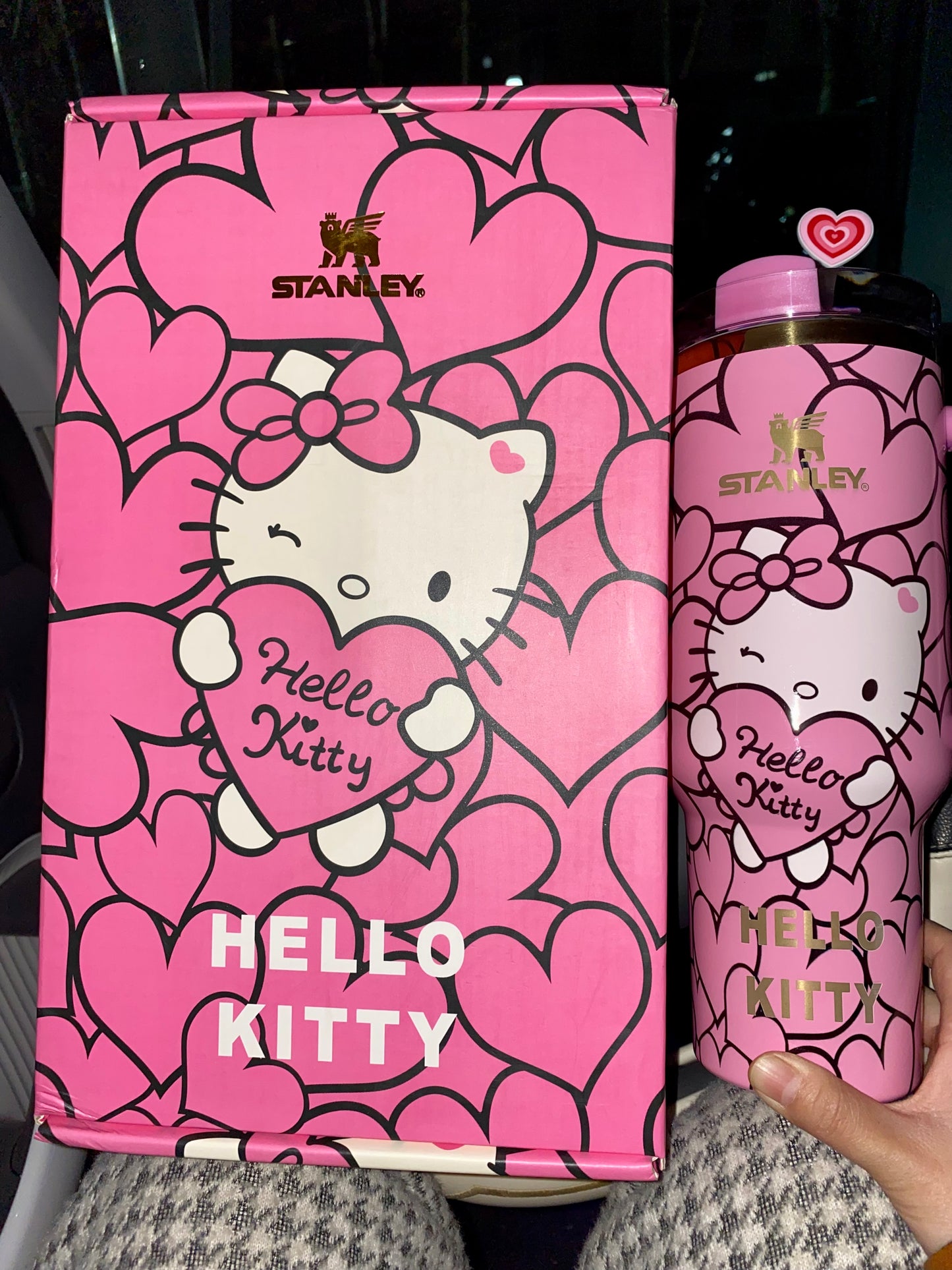 🔥Hello Kitty Insulated Cup Gift Box 40OZ Include Straw and Topper